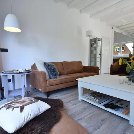 Modern Holiday In Near The Forest Feriehus